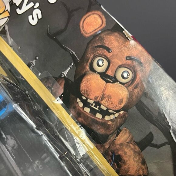 Five Nights At Freddys PVC Figures Foxy Freddy - Picture 5 of 7